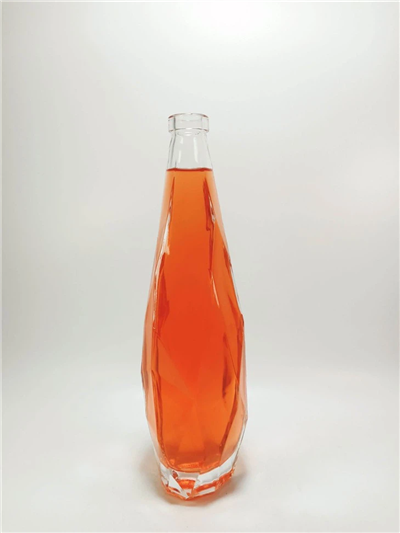 Ampolles de licor rares